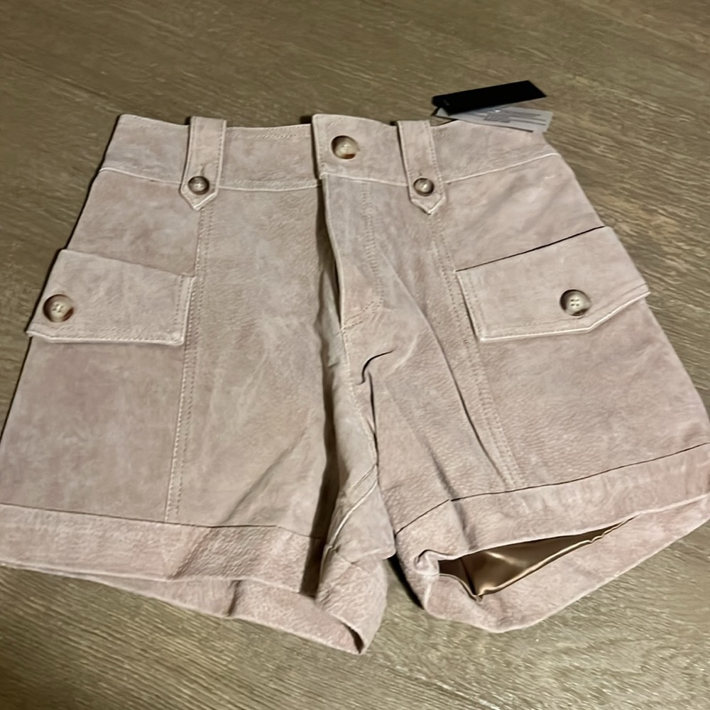 BLANK NYC Suede Leather Shorts 24 Bare It All tan / beige small - Picture 2 of 8